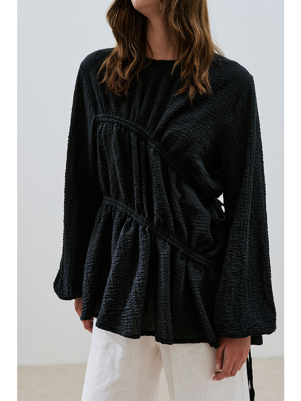 Büzgü Bağlamalı Dokulu Tunik Siyah-3