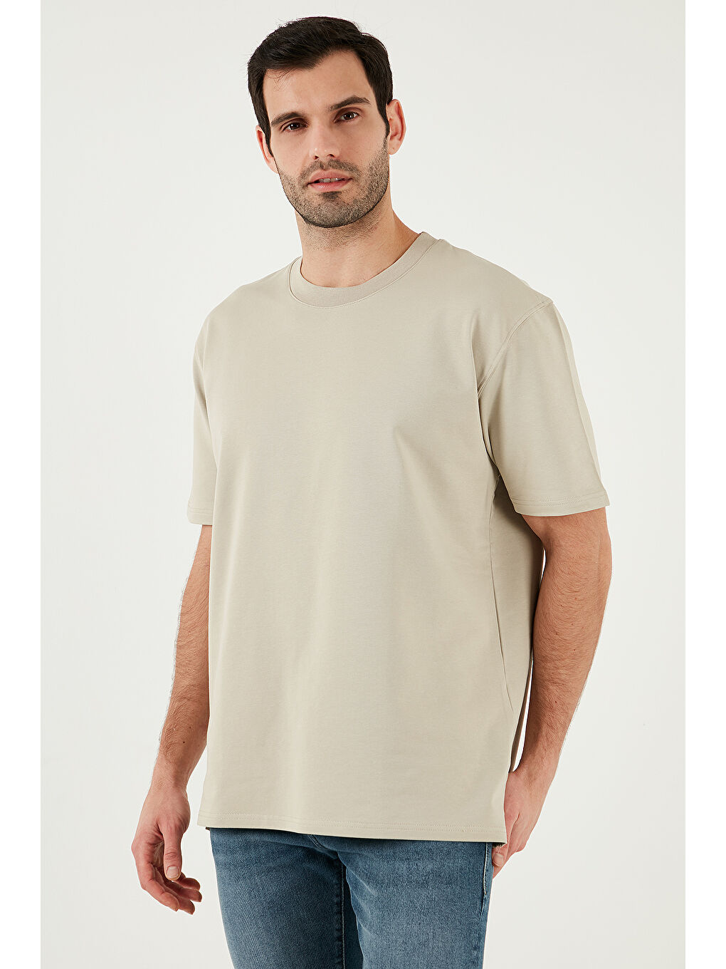 Bej Pamuklu Bisiklet Yaka Relaxed Fit Basic Erkek Tişört 5902610-4