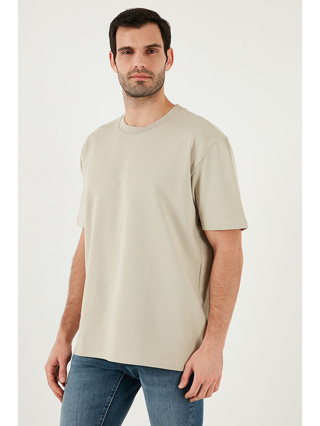 Bej Pamuklu Bisiklet Yaka Relaxed Fit Basic Erkek Tişört 5902610-5