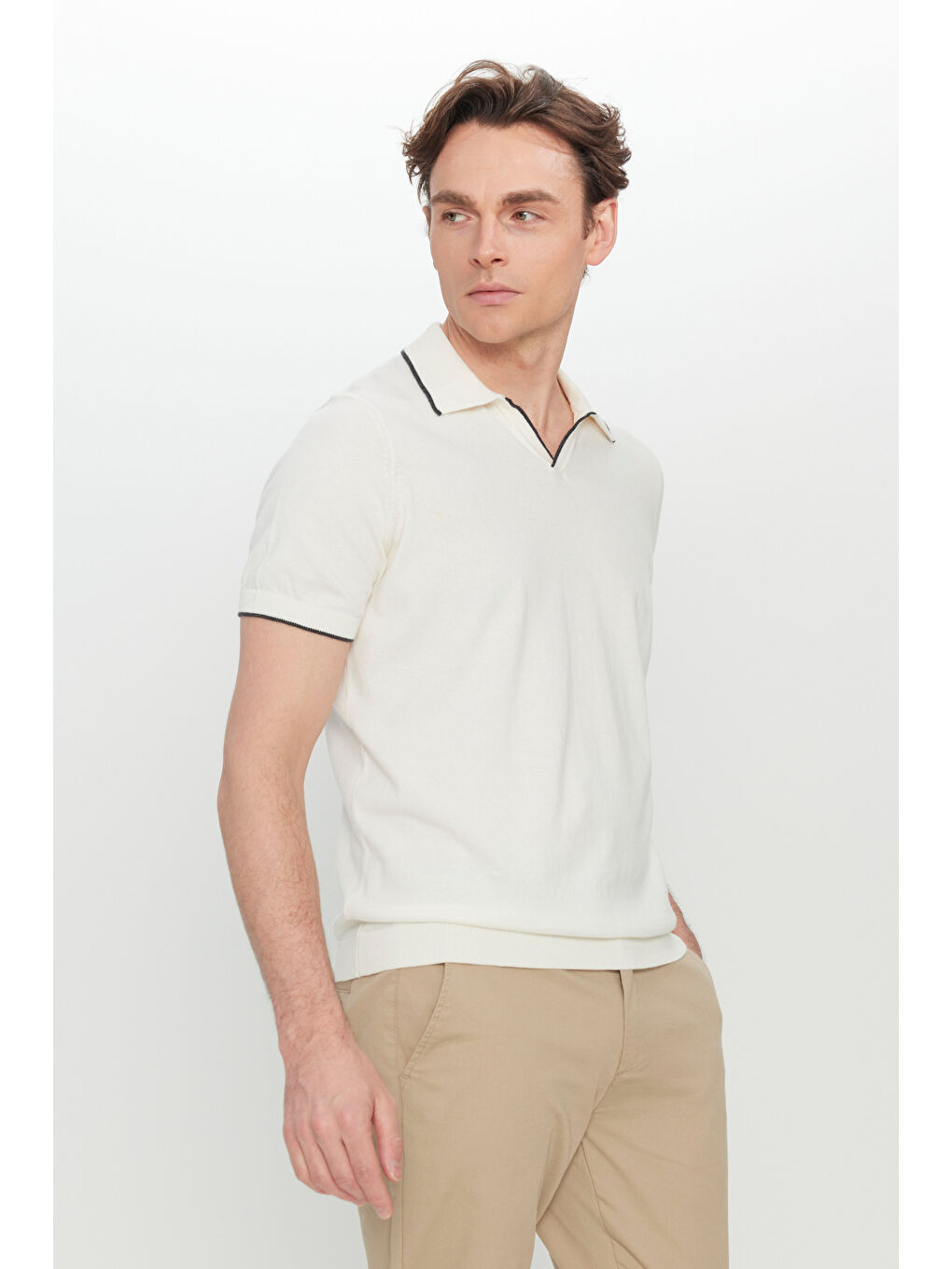 Erkek Ekru %100 Pamuk Standart Fit Normal Kesim Polo Yaka Triko Tişört-2
