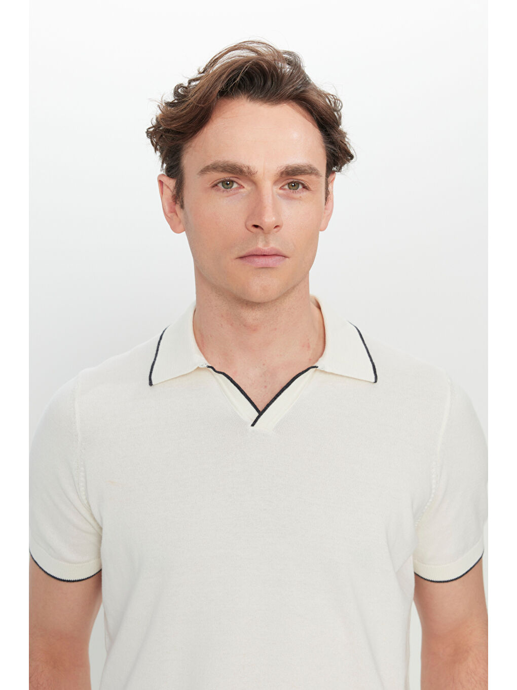 Erkek Ekru %100 Pamuk Standart Fit Normal Kesim Polo Yaka Triko Tişört-3