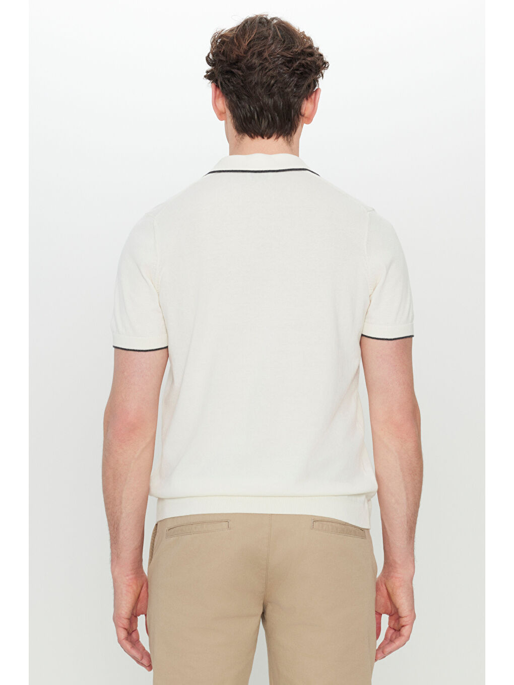 Erkek Ekru %100 Pamuk Standart Fit Normal Kesim Polo Yaka Triko Tişört-4