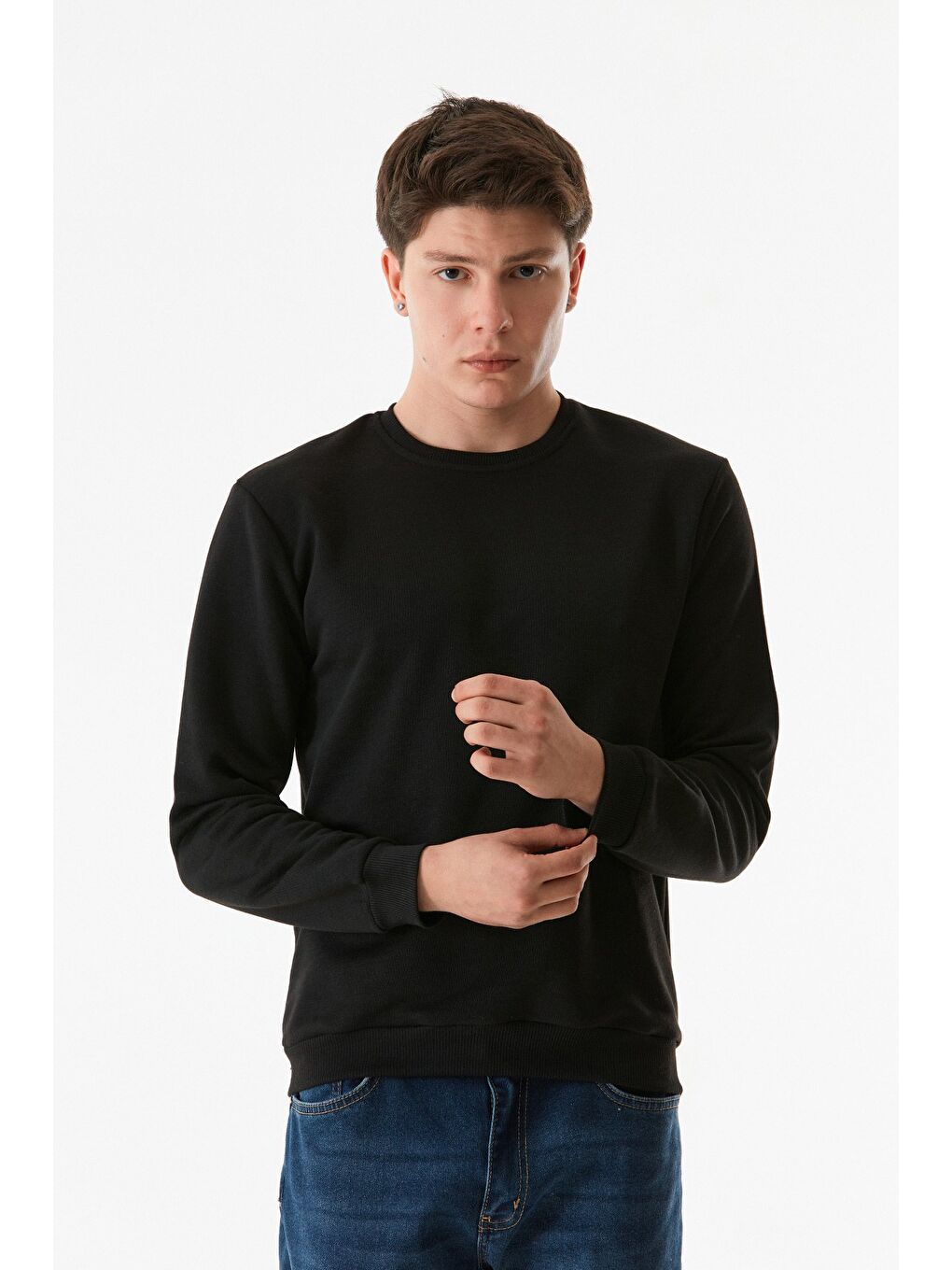 Fullamoda Siyah Basic Bisiklet Yaka Sweatshirt