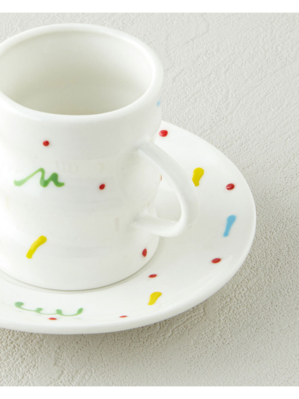 Beyaz Confella New Bone China 4 Parça 2 Kişilik Kahve Fincan Takımı 100 ml Renkli-3