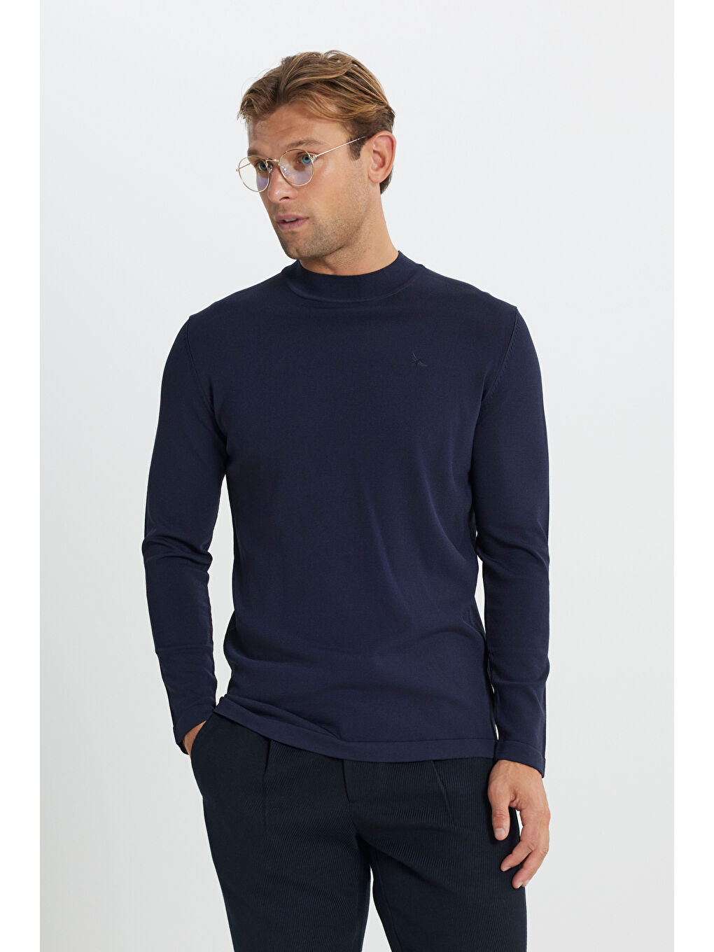 Erkek Lacivert Standart Fit Normal Kesim Yarım Balıkçı Yaka Basic Triko Kazak