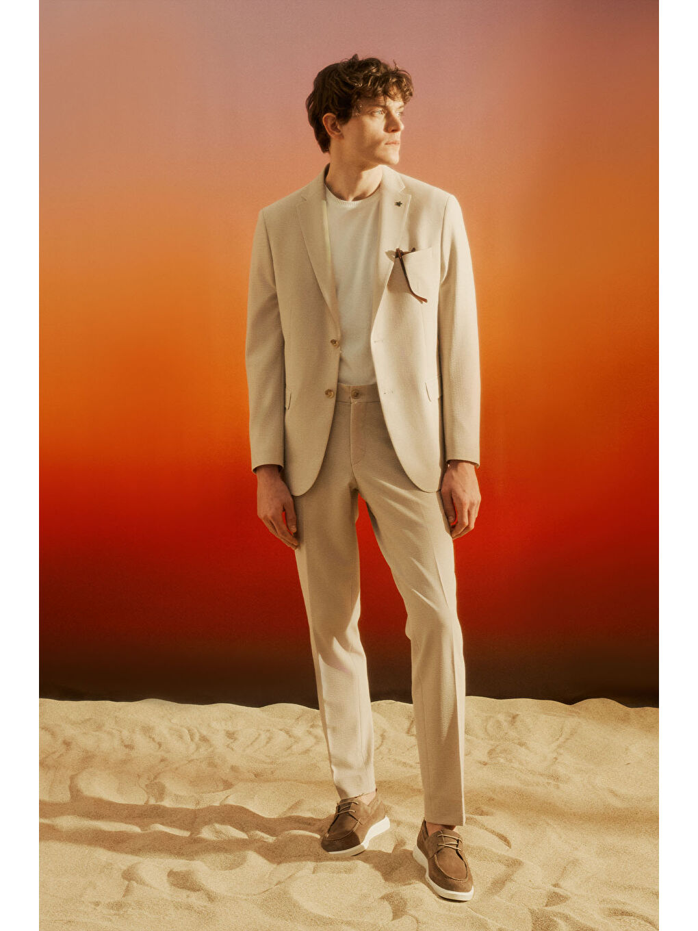 Erkek Bej Slim Fit Dar Kesim Mono Yaka Gofre Desenli Kapak Cepli Esnek Takım Elbise