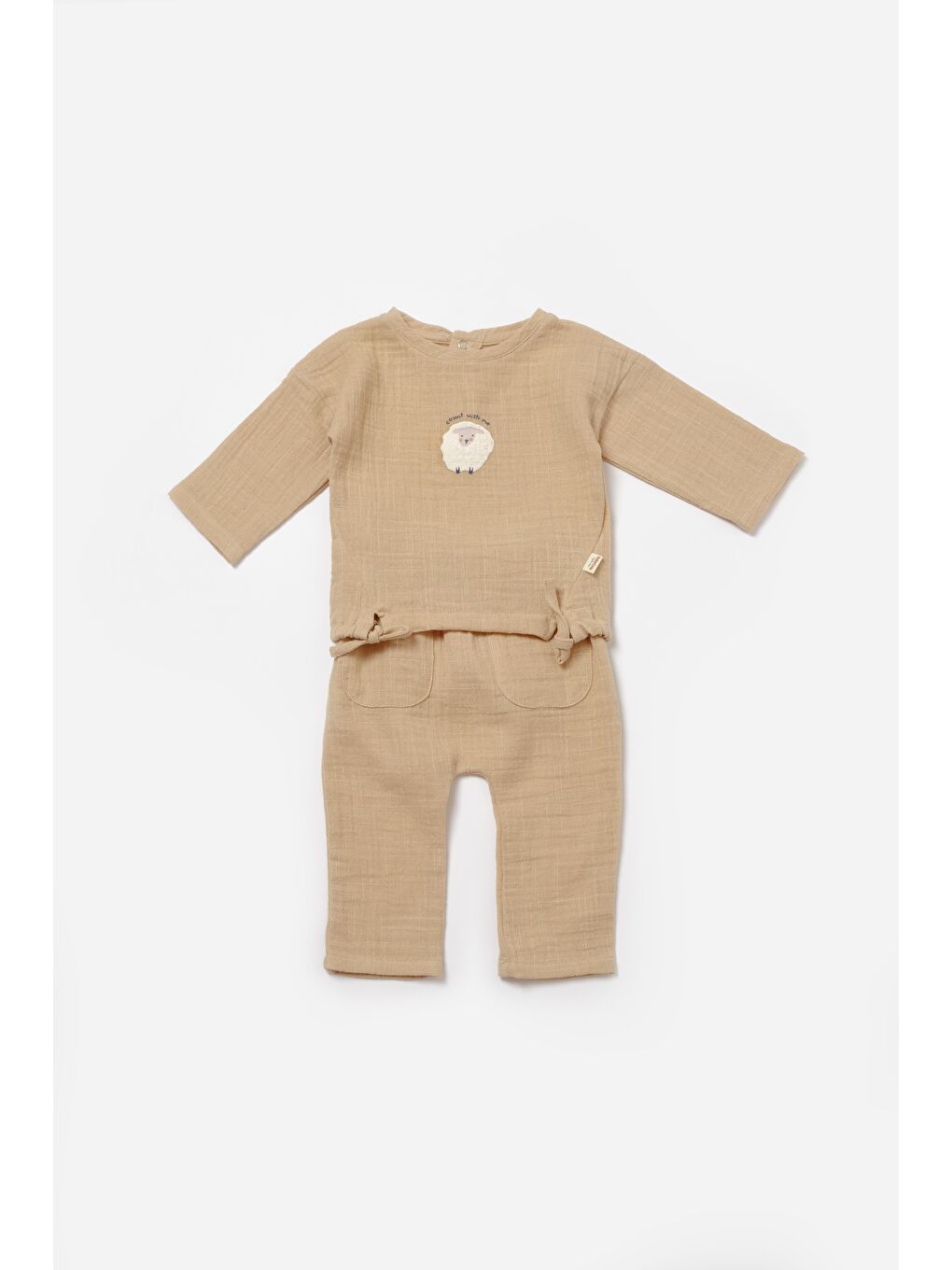 Kahverengi Unisex Bebek Pamuklu  Müslin İki Parça Takım - Kuzu Nakışlı Üst Ve Cepli Pantolon-2
