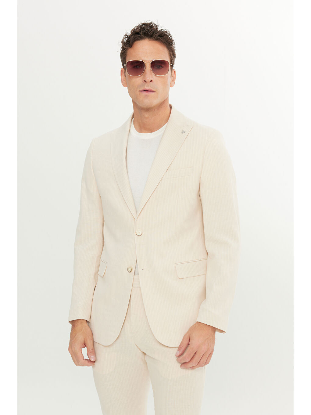 Erkek Bej Slim Fit Dar Kesim Kırlangıç Yaka Kapak Cepli Çizgili Esnek Takım Elbise