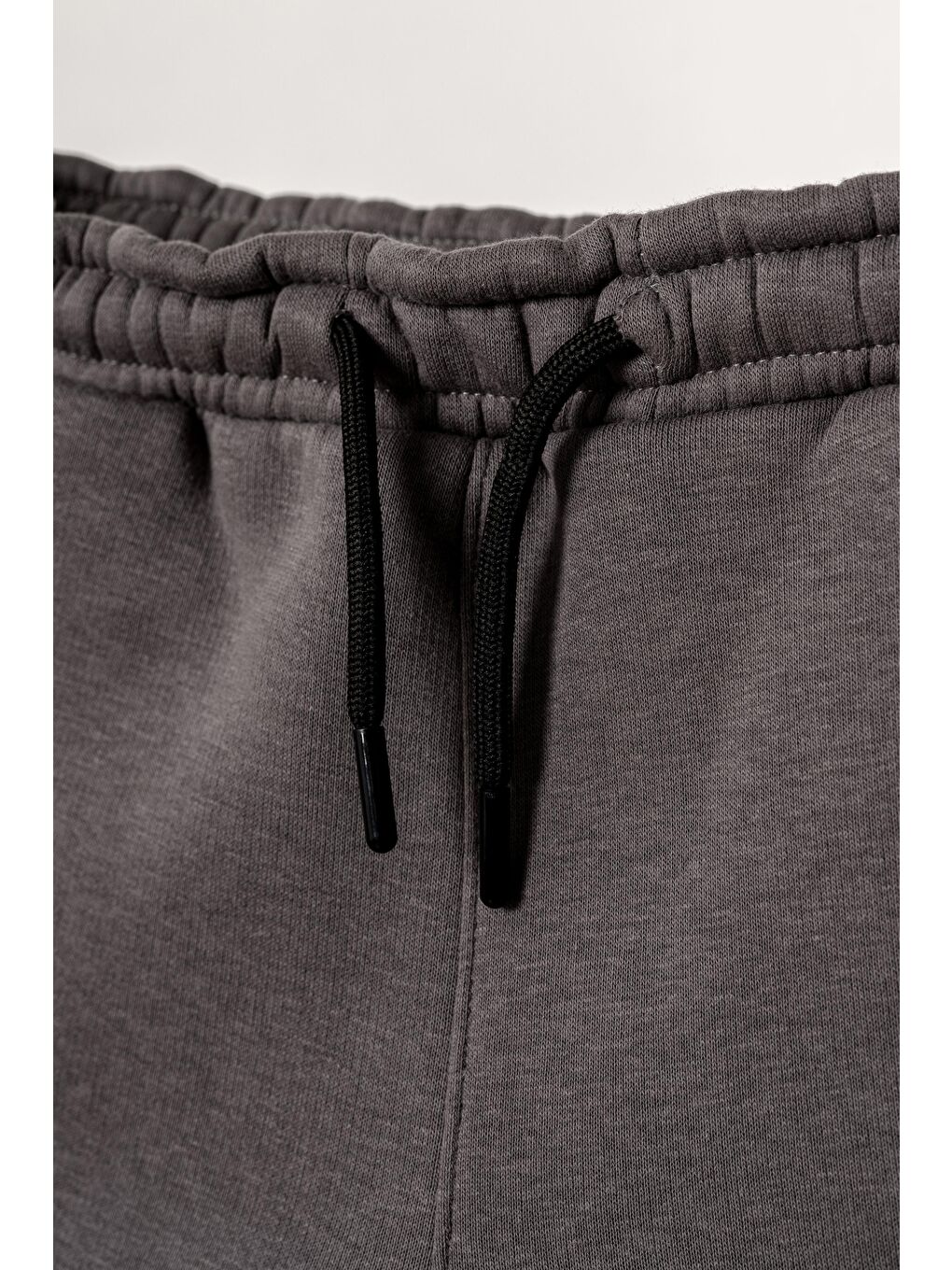 Gri 3 İp İki Diz Mikro Kargo Cepli Sağ Cep Fermuarlı Erkek Çocuk Eşofman Altı-1