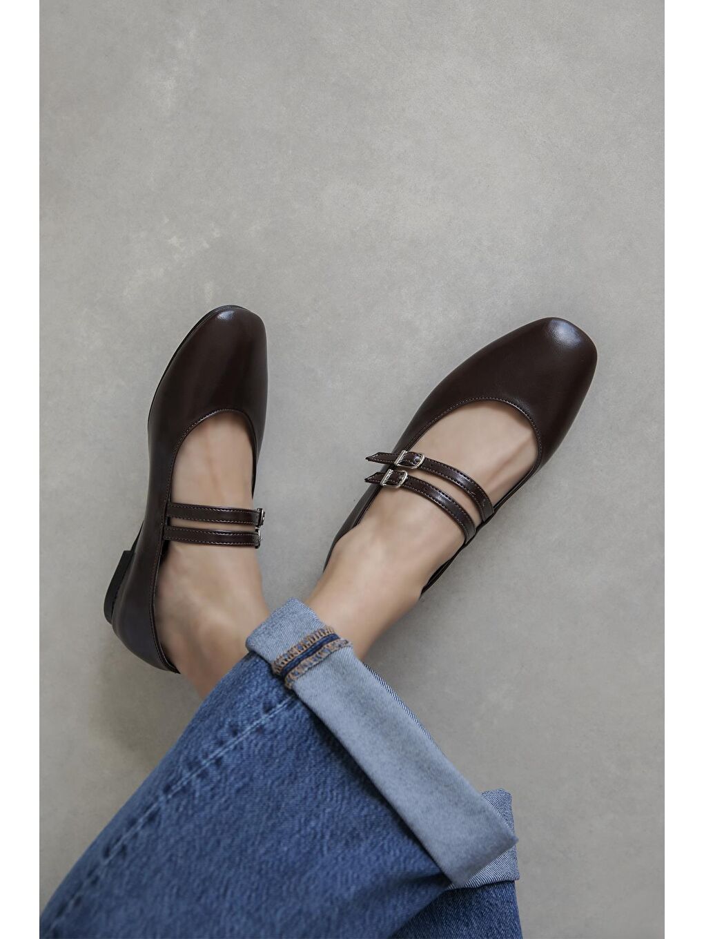 Kahverengi Elvira Kadın Kemer Detay Kırışık Deri Babet Kahve-1