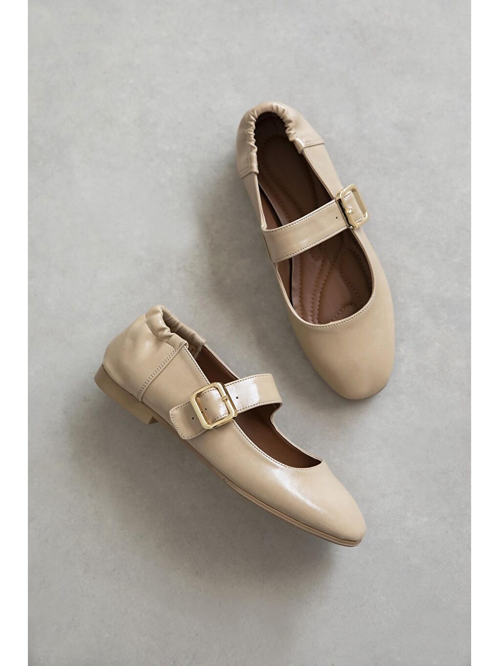 Bej Winny Kadın Toka Detay Deri Babet Ten