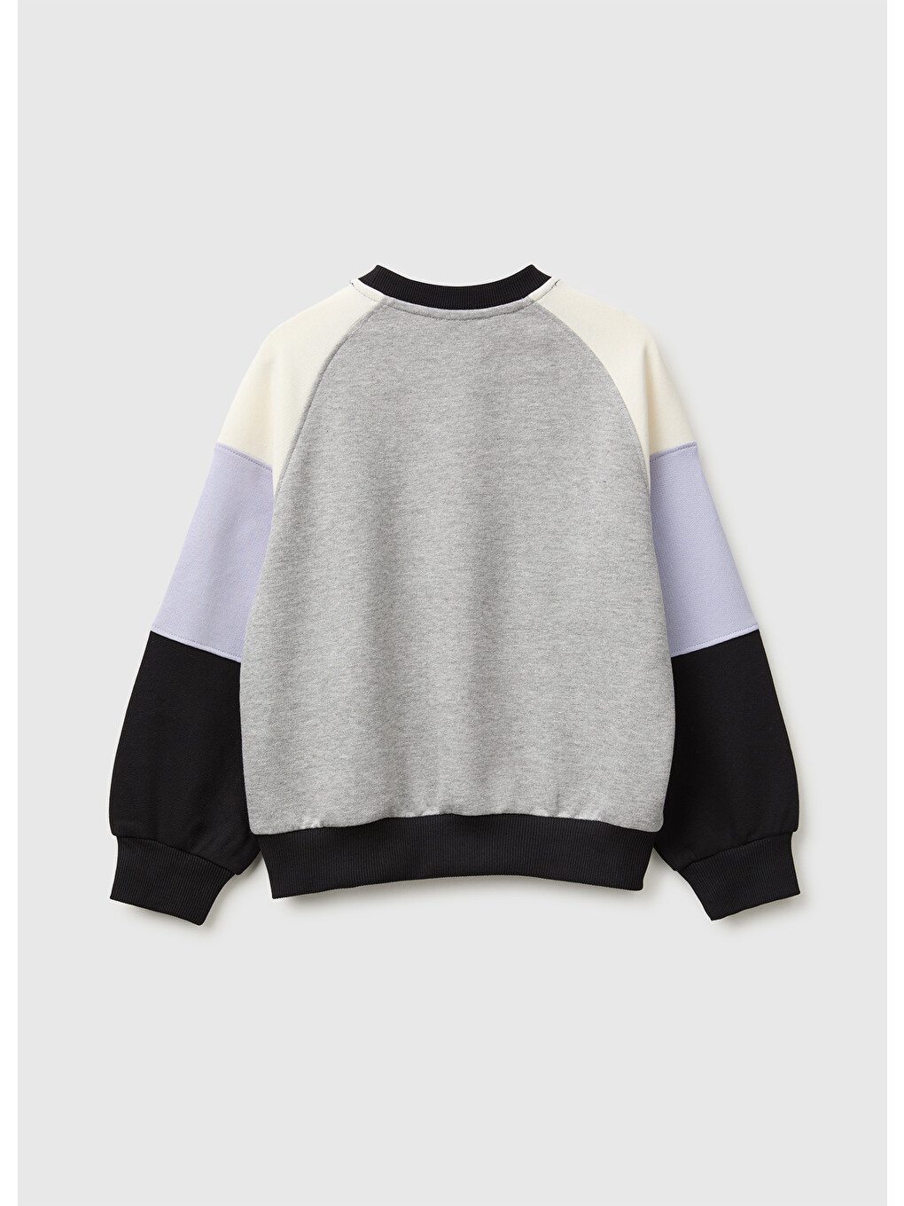 Kız Çocuk Siyah İşlemeli Renk Bloklu Reglan Kollu Bisiklet Yaka Sweatshirt-1