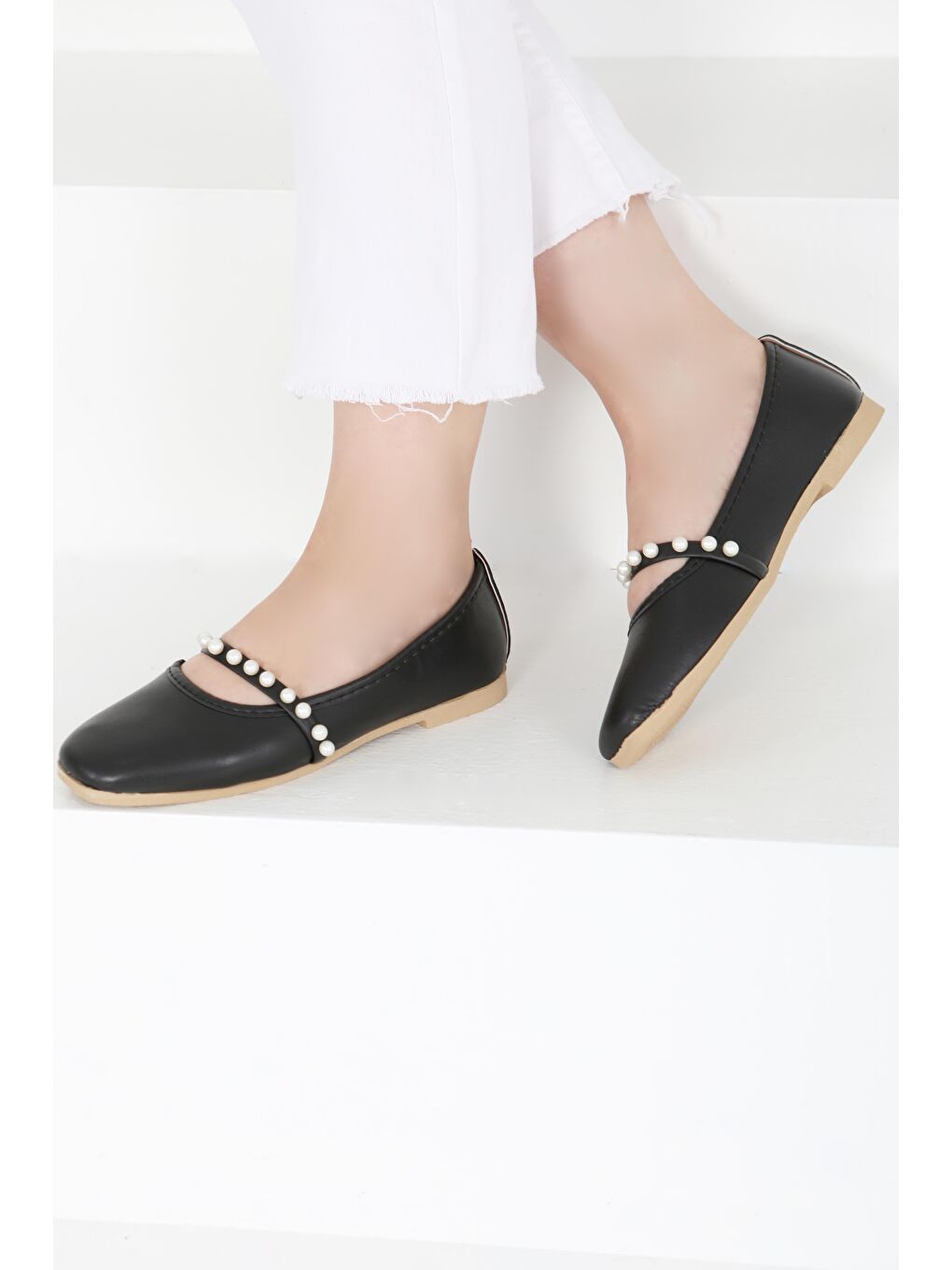 Kadın Siyah İncili Babet - 27400