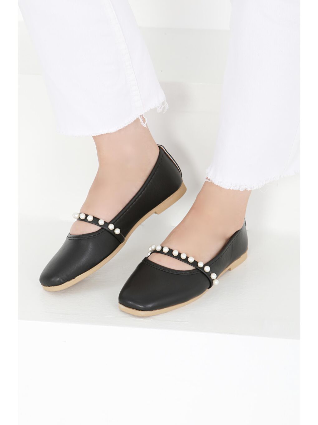 Kadın Siyah İncili Babet - 27400-1