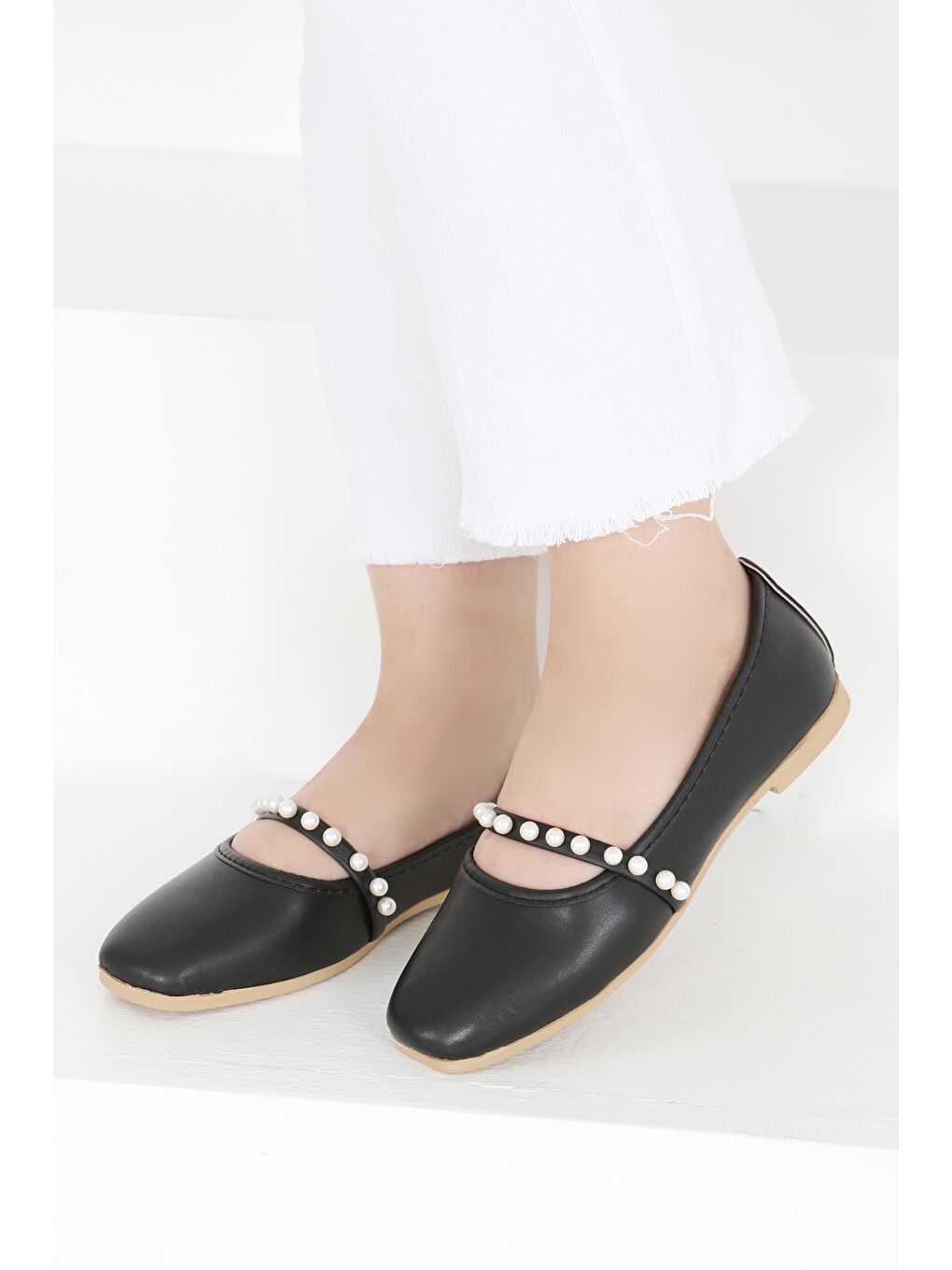 Kadın Siyah İncili Babet - 27400-2