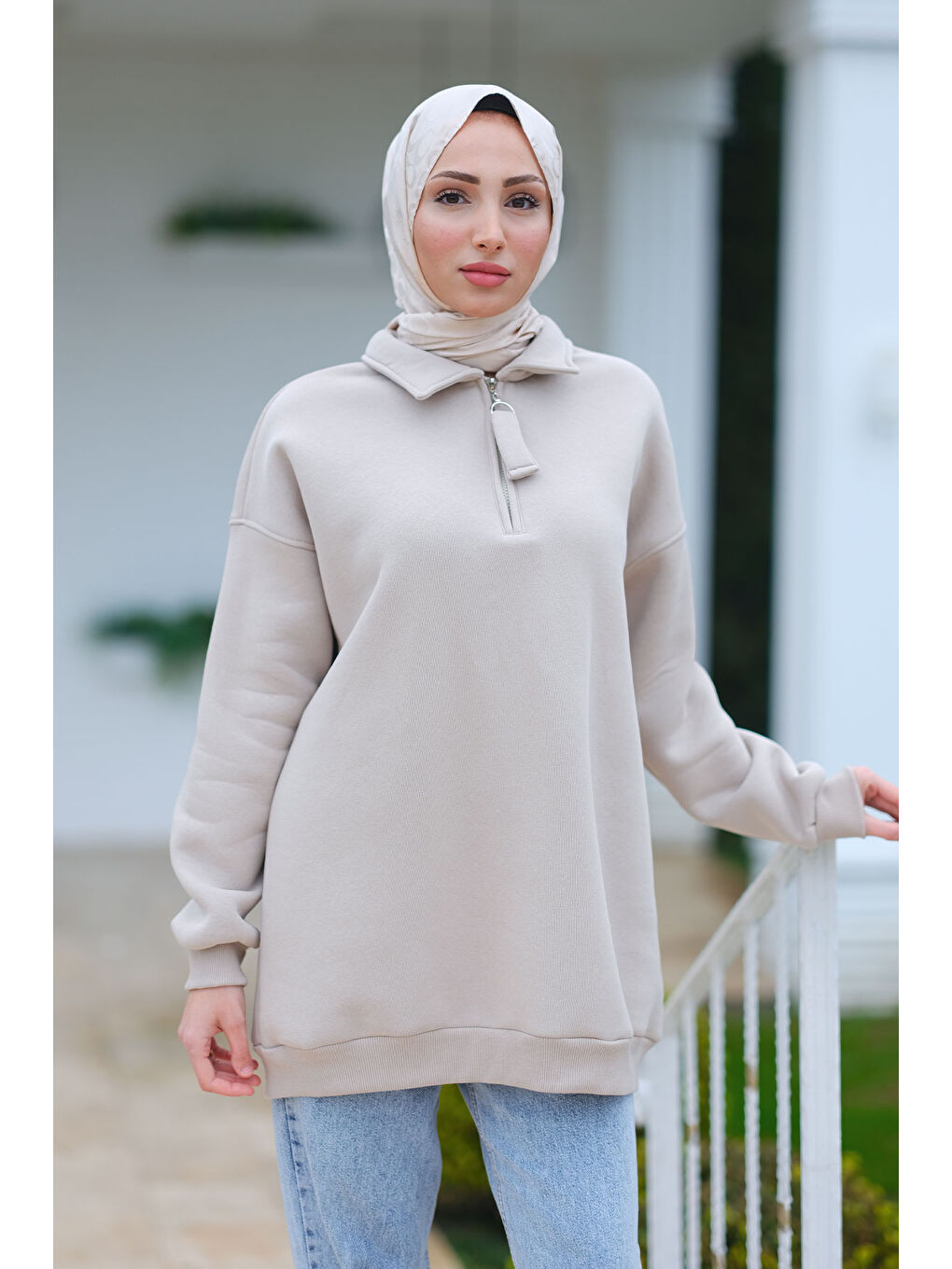 Ekru Yarım Fermuar Detay Sweat Krem