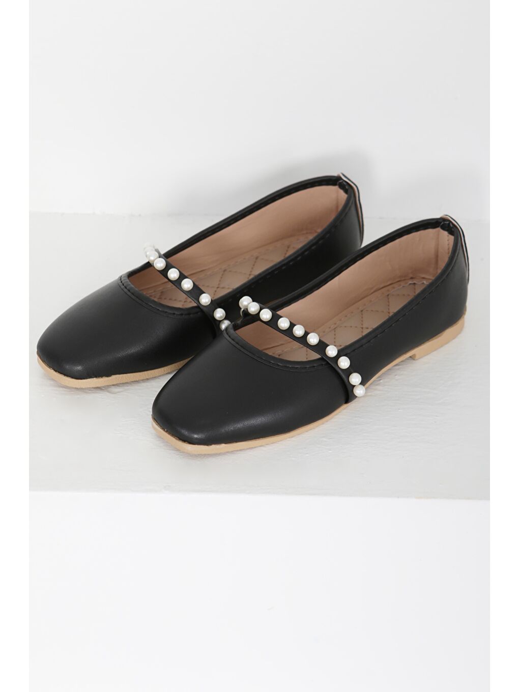 Kadın Siyah İncili Babet - 27400-4