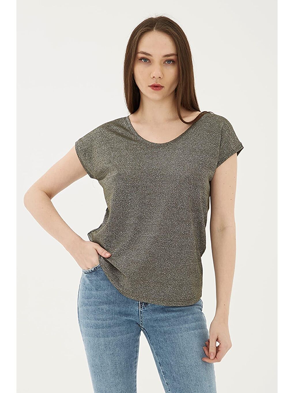 Haki Standart Fit Yuvarlak Yaka Simli Bluz 25Y0202K1