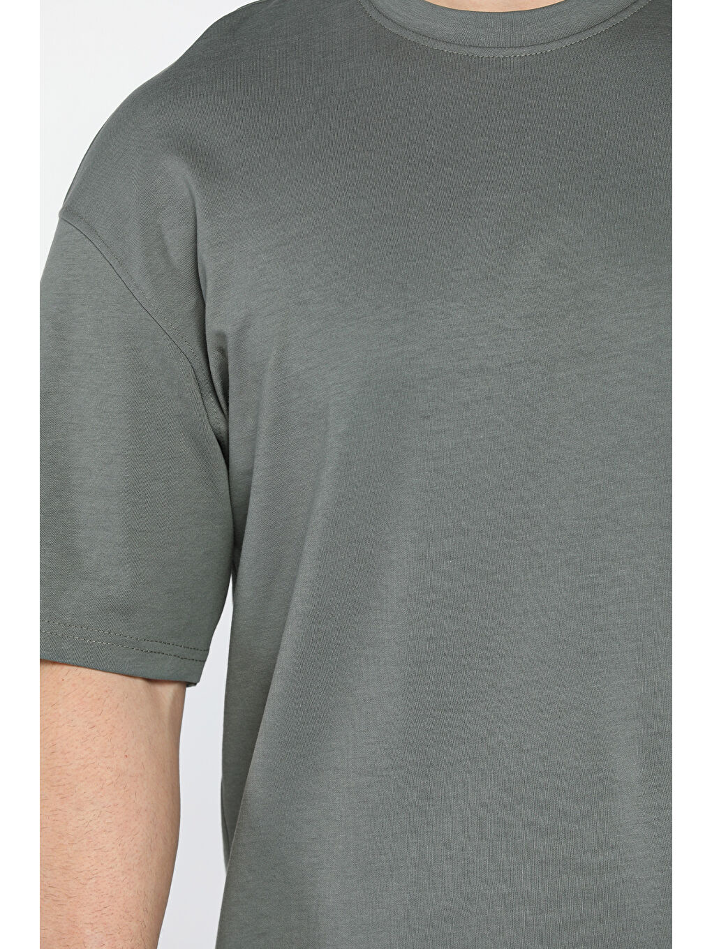 Haki Erkek Bisiklet Yaka Basic Oversize Tişört-3