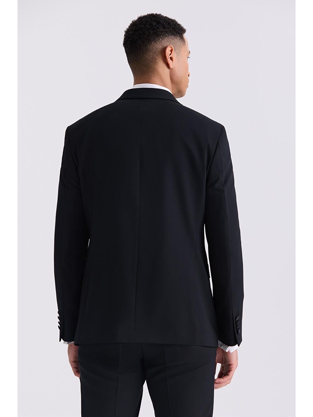 Siyah Slim Fit Sivri Yaka Smokin Takım Elbise-3