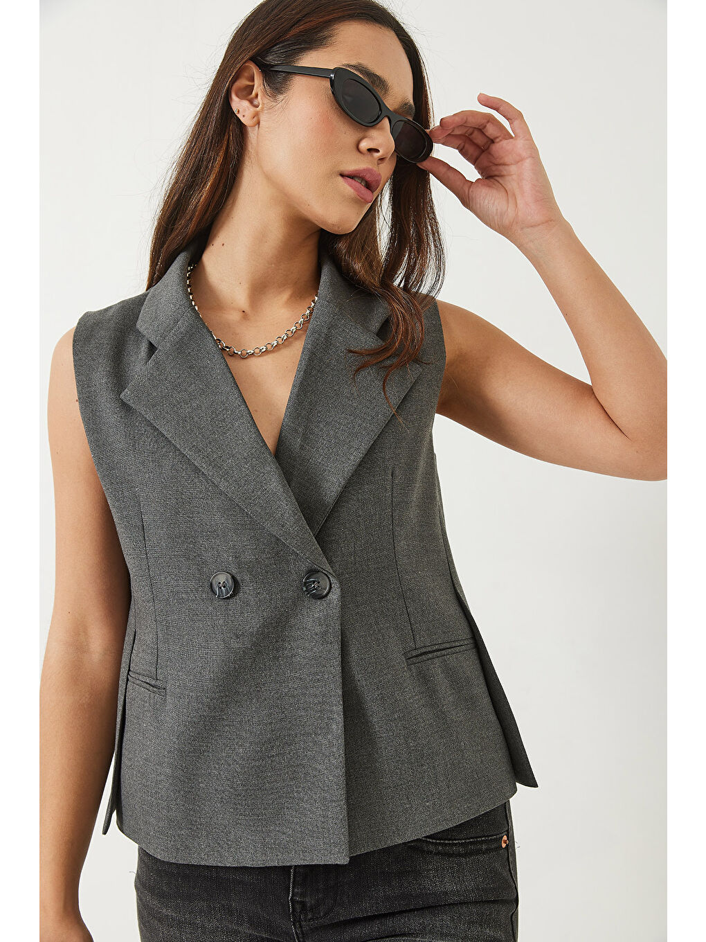 Antrasit Kadın Şal Yaka Asimetrik Kesim Yelek-2