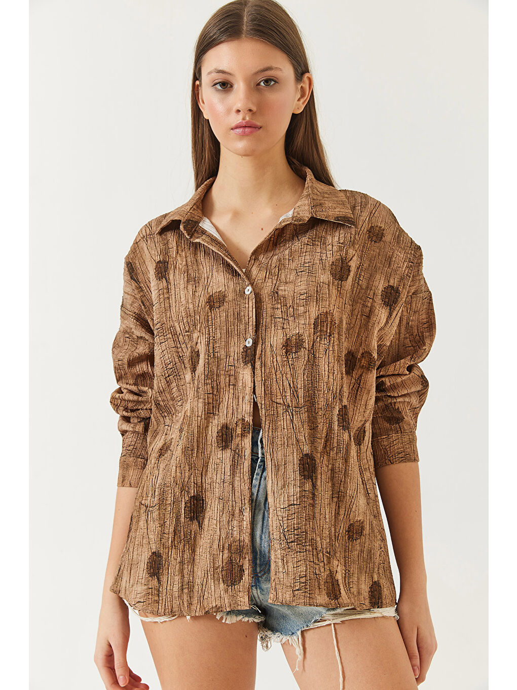 Kahverengi Kadın Düşük Omuz Empirme Oversize Gömlek-1