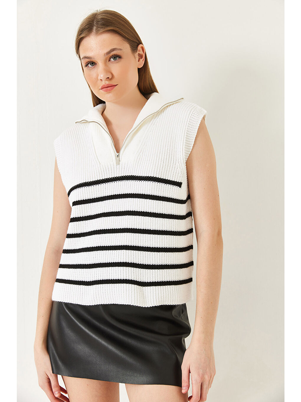 Beyaz Kadın Fermuarlı Selanik Örgü Triko Süveter-2