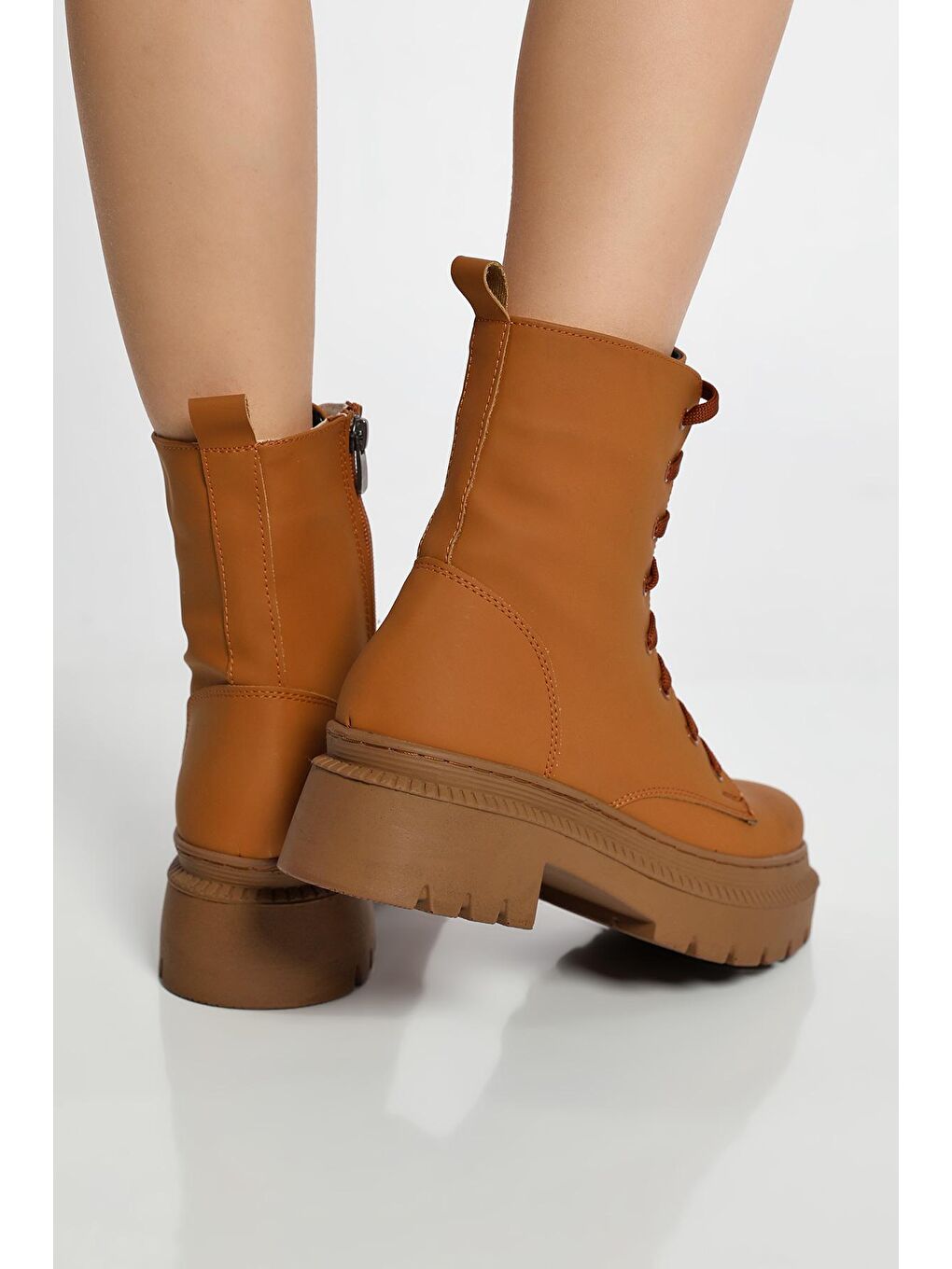 Kahverengi Kadın Bağcıklı Postal Bot-3