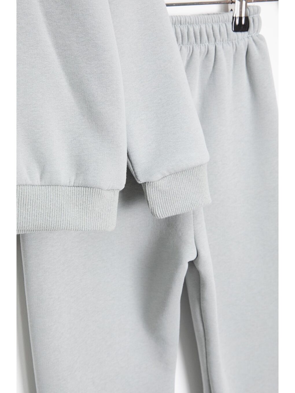 Gri Gülenyüz Nakışlı Şardonlu Kız Çocuk Eşofman Takımı 23357-2