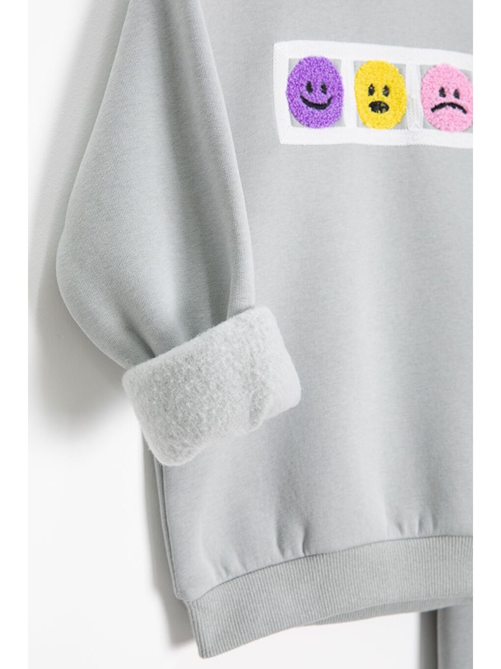 Gri Gülenyüz Nakışlı Şardonlu Kız Çocuk Eşofman Takımı 23357-3