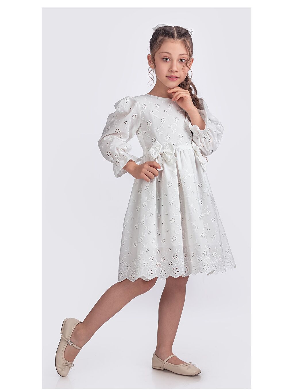 Beyaz Kız Çocuk Uzun Kollu Kolları Lastikli Gupürlü Kurdele Detaylı Elbise ELB.2774-1