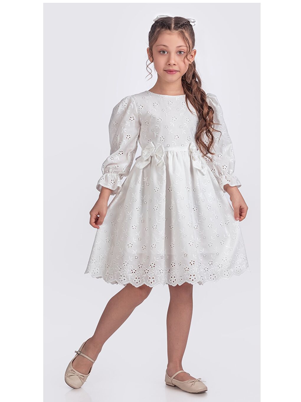 Beyaz Kız Çocuk Uzun Kollu Kolları Lastikli Gupürlü Kurdele Detaylı Elbise ELB.2774-4