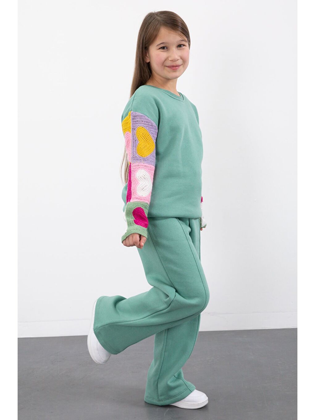 Yeşil Nakışlı Kolları Dantel Şardonlu Kız Çocuk Eşofman Takımı 23355-3