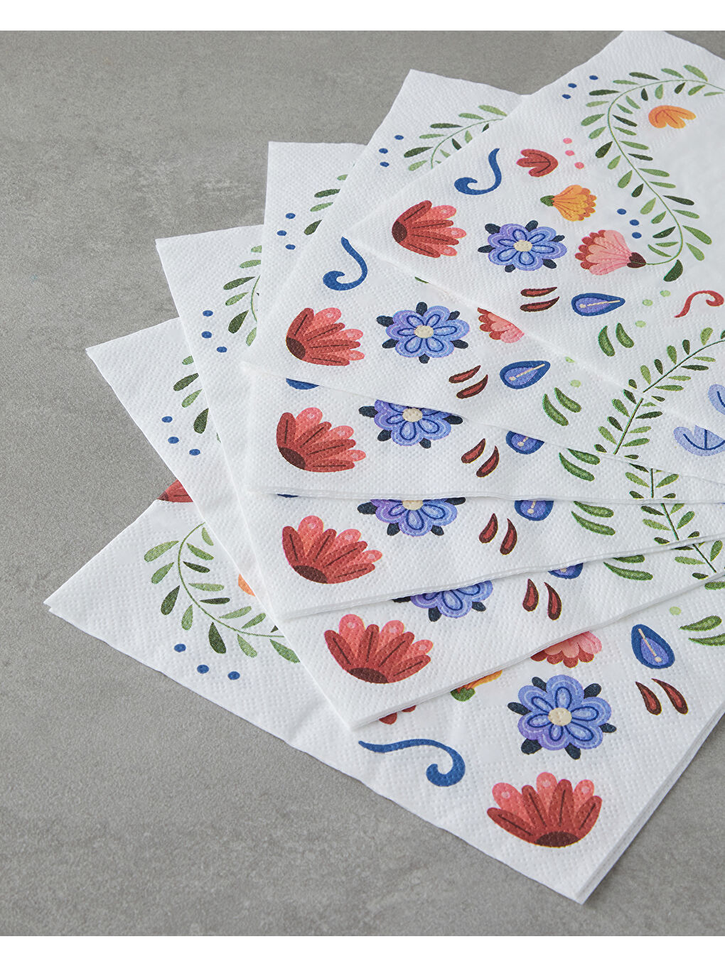 Beyaz Floresta 20'li Kağıt Peçete 33x33 cm Renkli-1