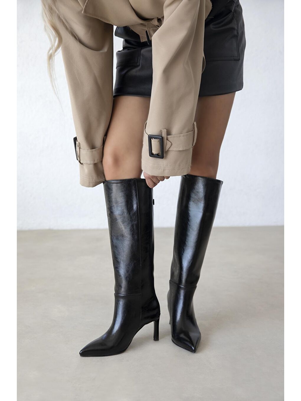 Wati Kadın Aksesuar Detay Kırışık Deri Çizme Siyah-2