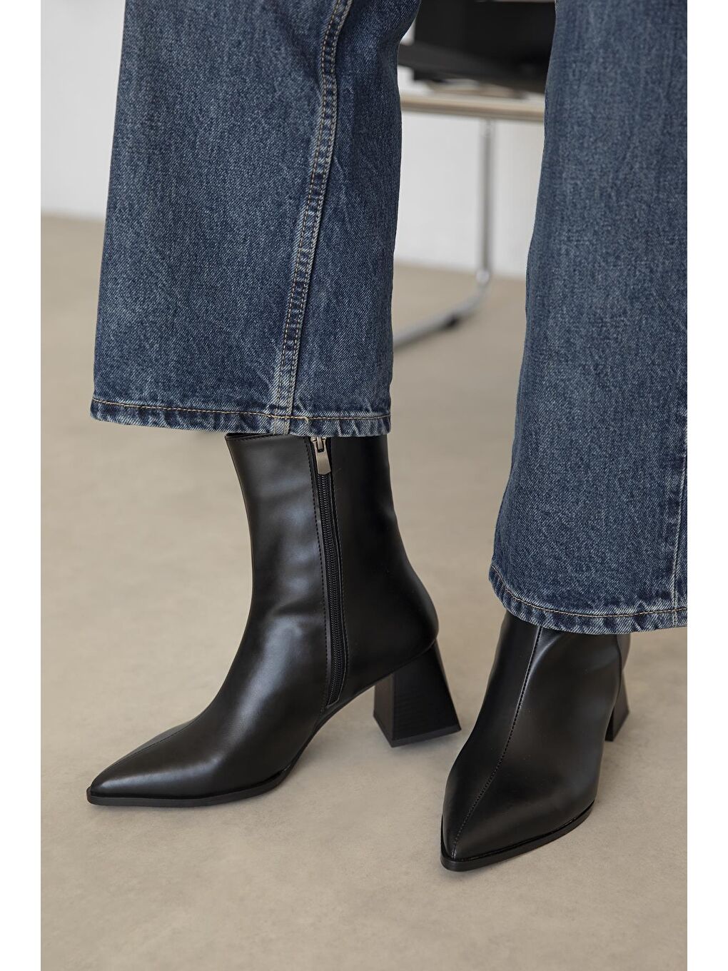 Liston Kadın Topuklu Deri Bot Siyah