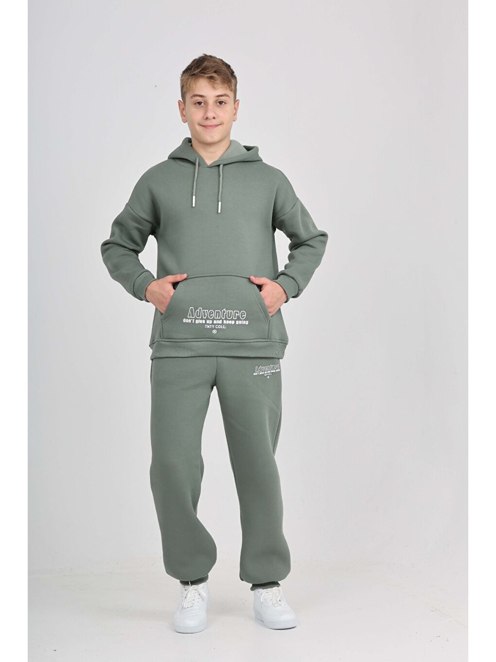 Yeşil Erkek Çocuk Kanguru Cep Baskılı Eşofman Takım