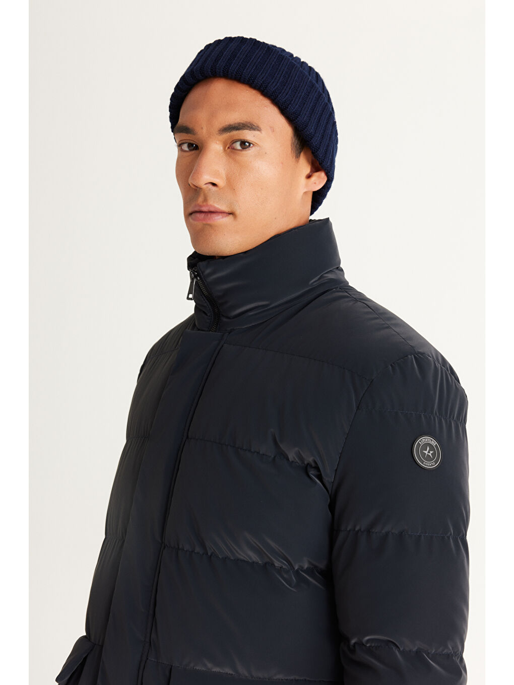 Erkek Antrasit Standart Fit Normal Kesim Dik Yaka Kaban-4