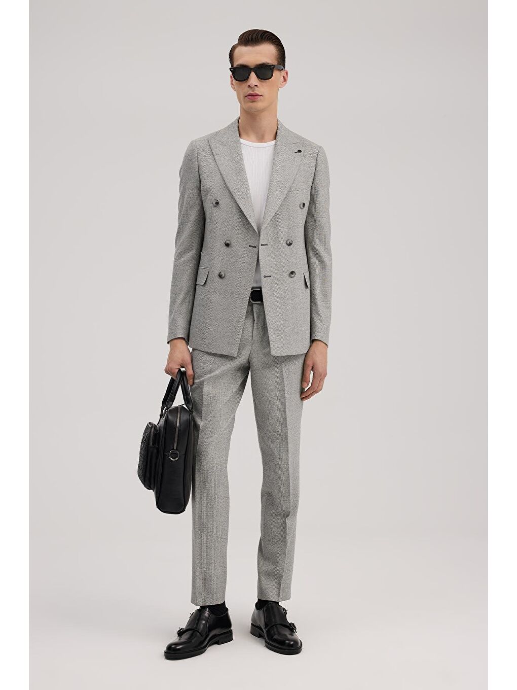 Gri Slim Fit Ekoseli Kruvaze Takım Elbise-1