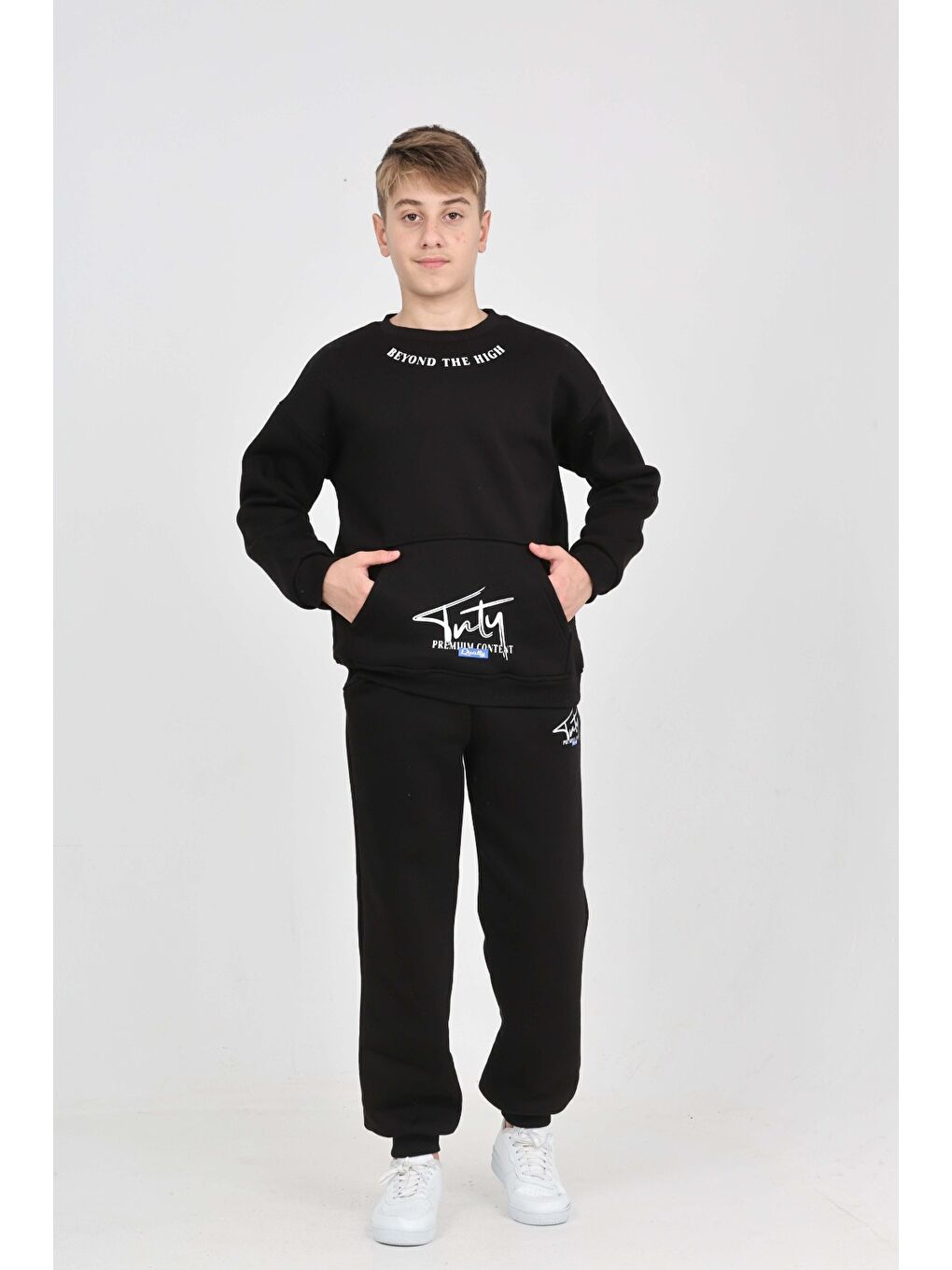 Siyah Erkek Çocuk Yaka Baskılı Eşofman Takım-1