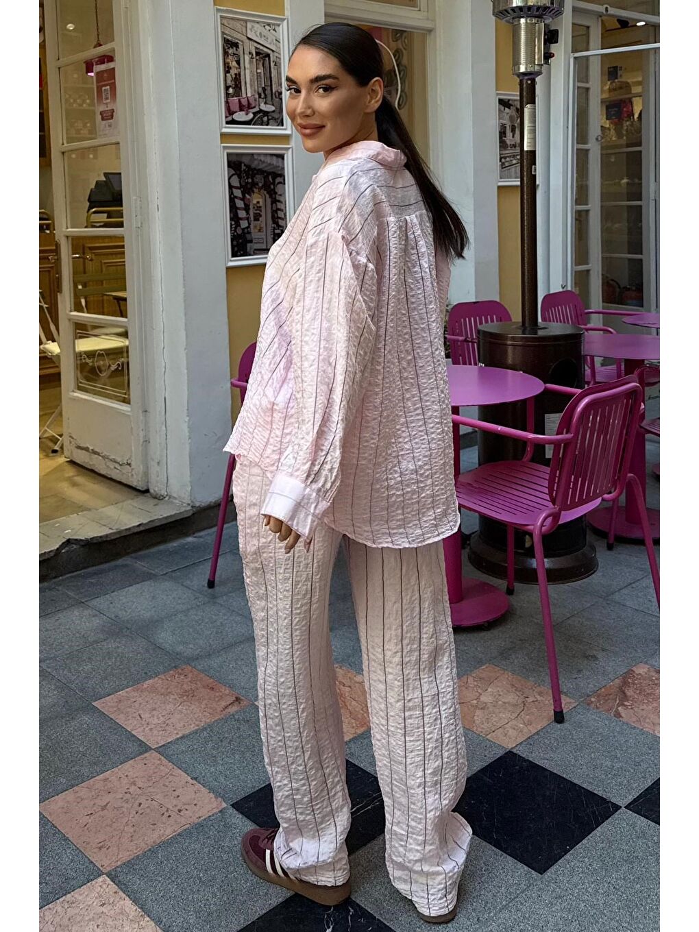 Pembe Transparan Relax Fit Çizgili Takım Mg2740-4