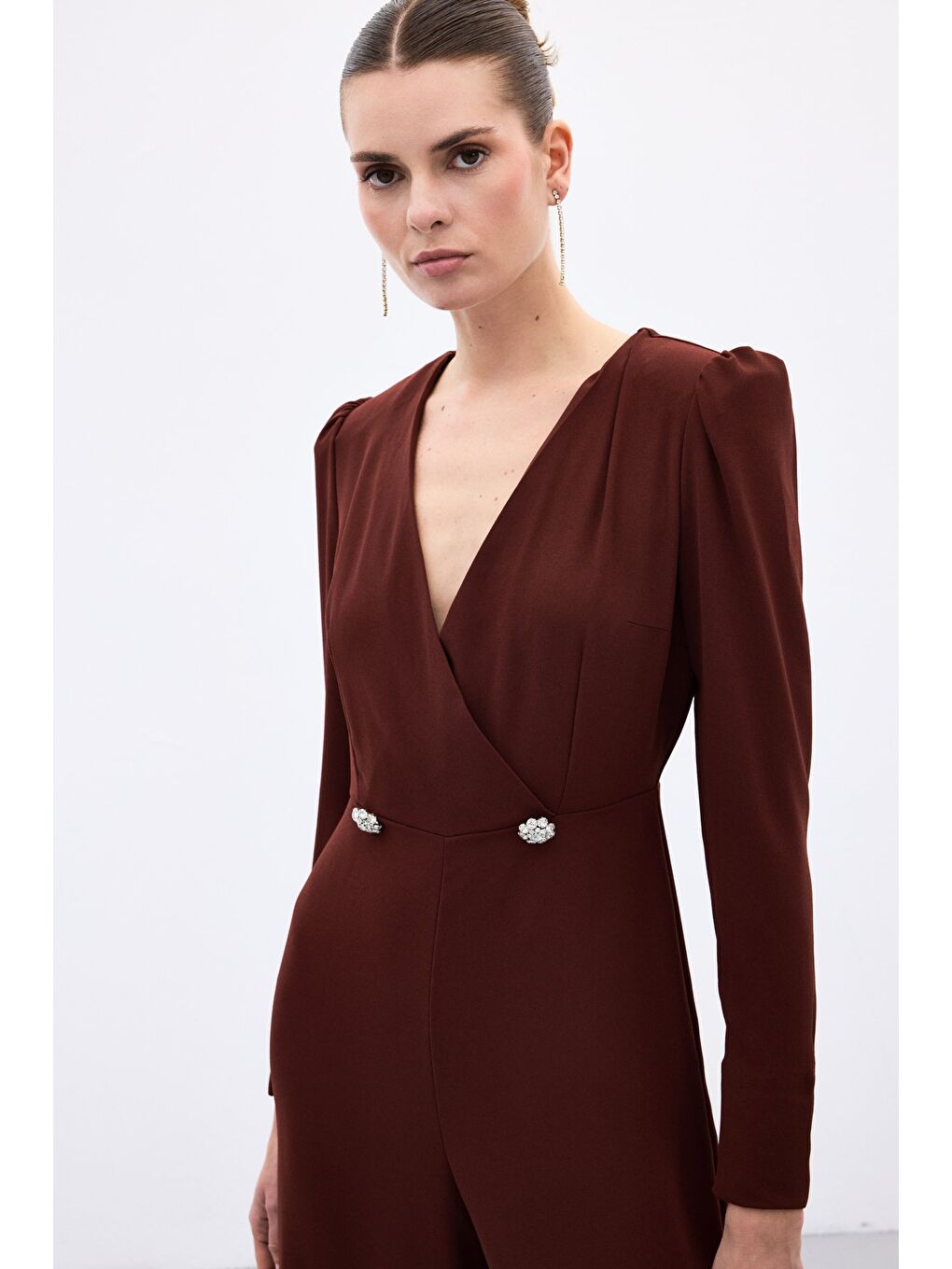 Kruvaze Süs Taşlı Krep Tulum - Bordo-4