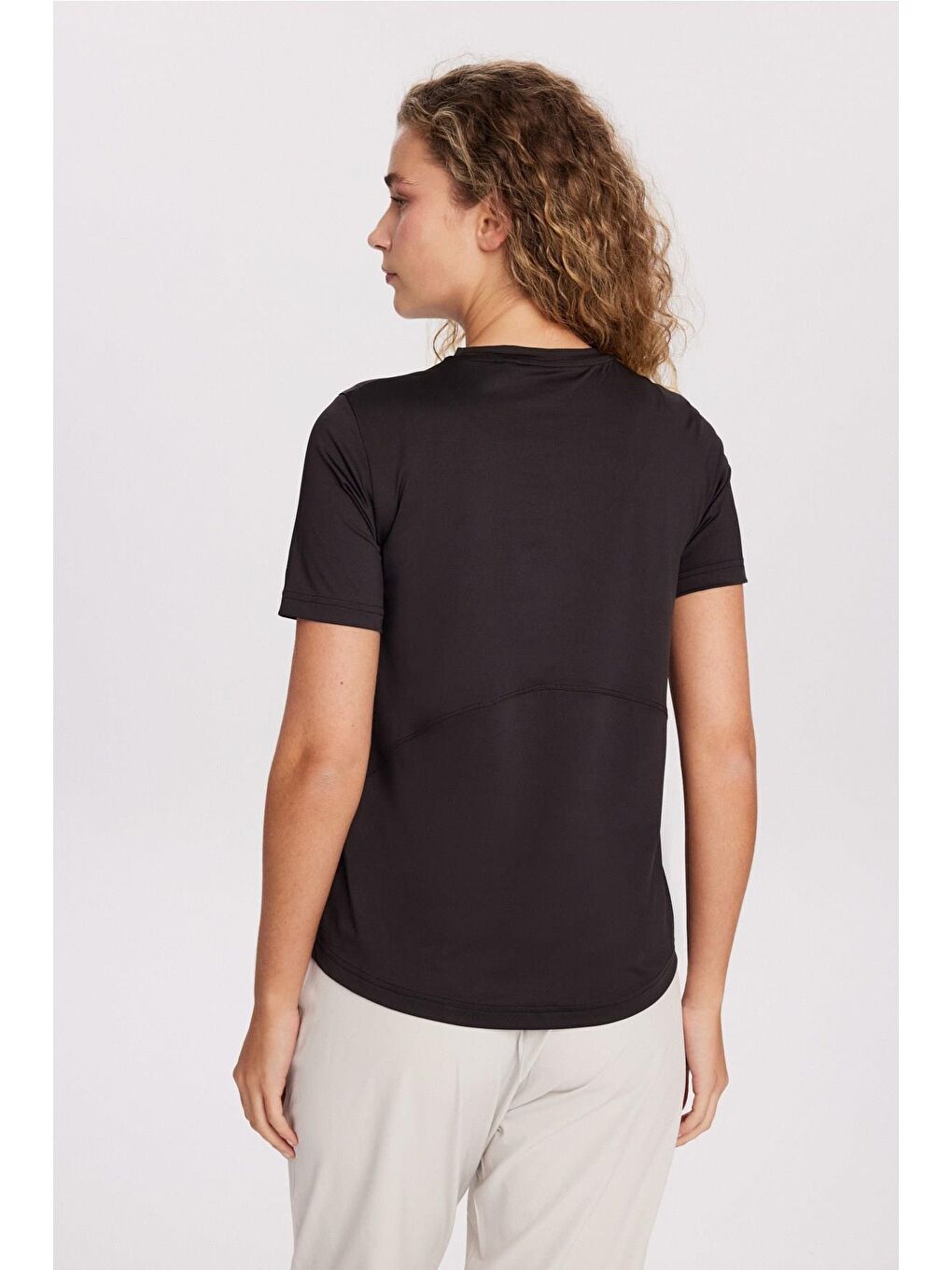 Active Kısa Kollu Siyah Antrenman Üstü-Tişörtü Act-28-2