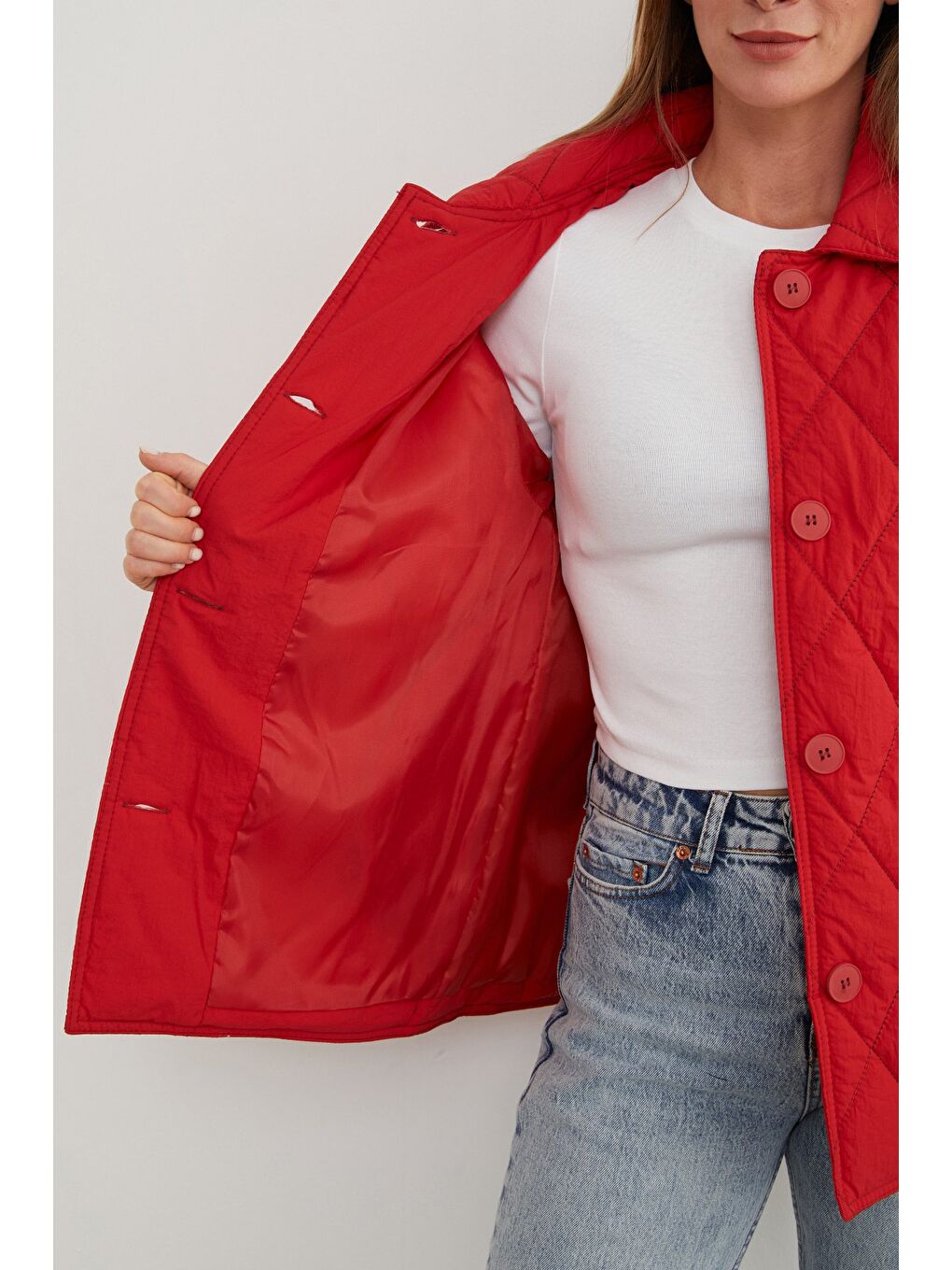 Kırmızı Baklava Desen Kapitone Oversize Düğmeli Mont-2