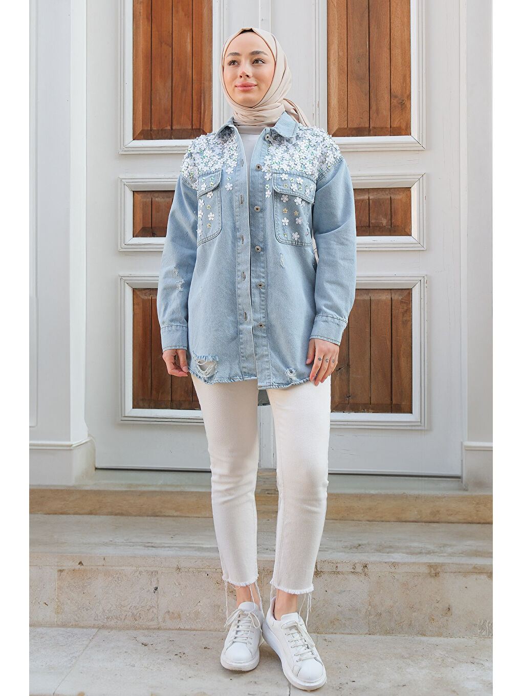 Locco Moda Çiçek Oymalı Jean Ceket Açık Mavi - 2