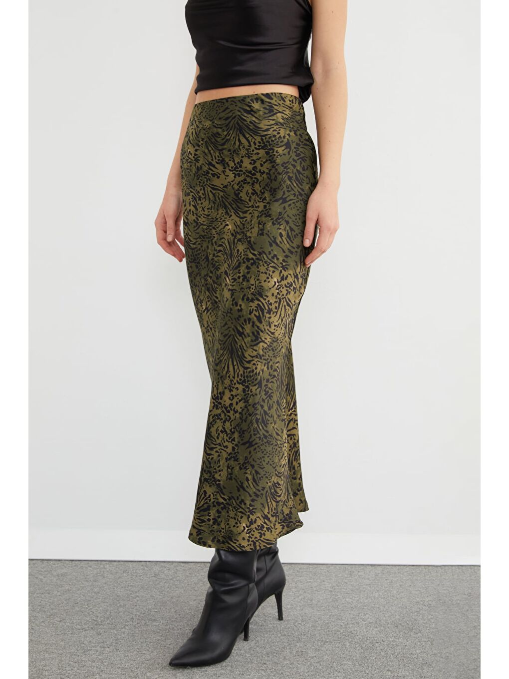 Haki Leopar Desenli Maxi Boy Balık Etek-3