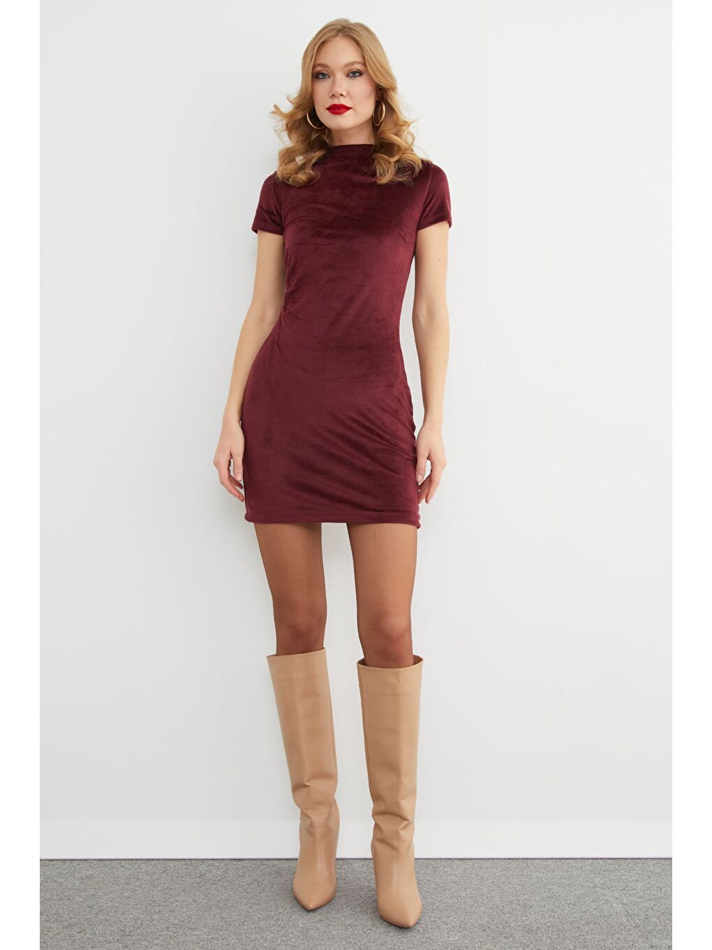 Bordo Beli Drapeli Dik Yaka Süet Elbise-1