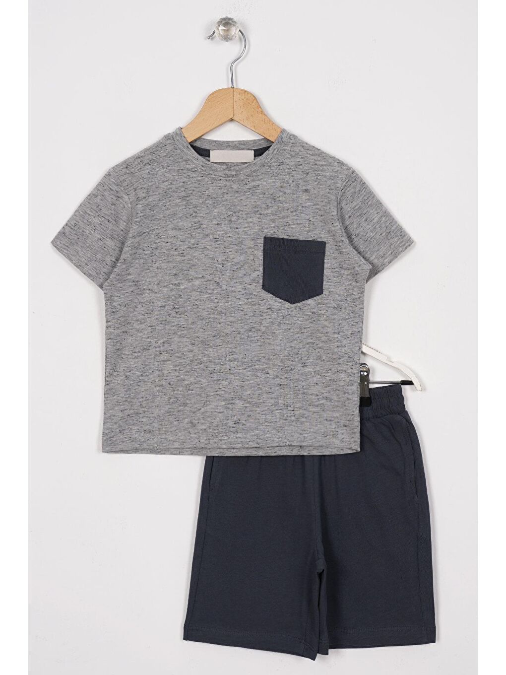 Gri Cep Detaylı Füme Renk Erkek Çocuk Şortlu Takım