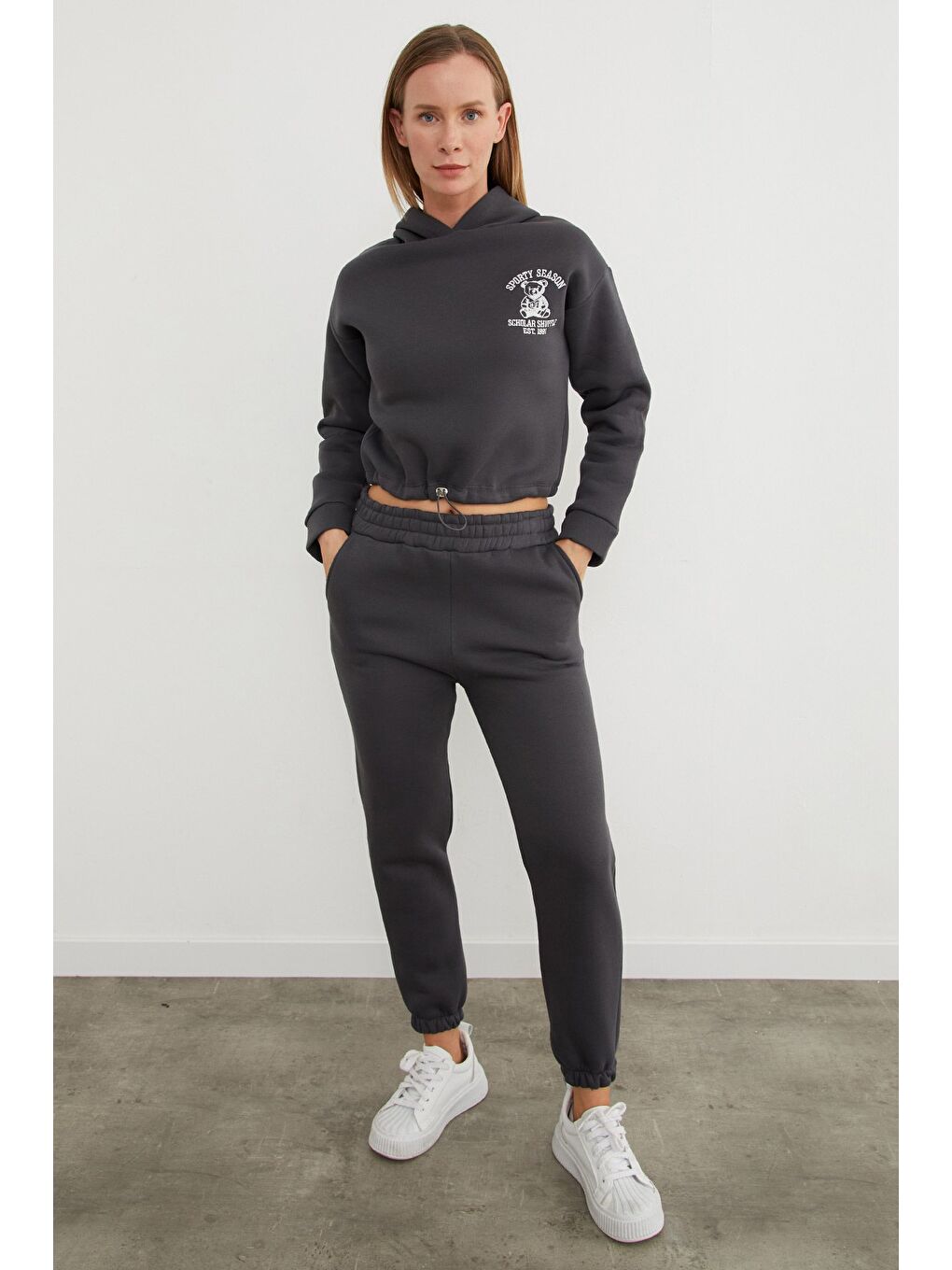 Gri 3 İplik Ayıcık Nakışlı Kapüşonlu Jogger Eşofman Takımı-4