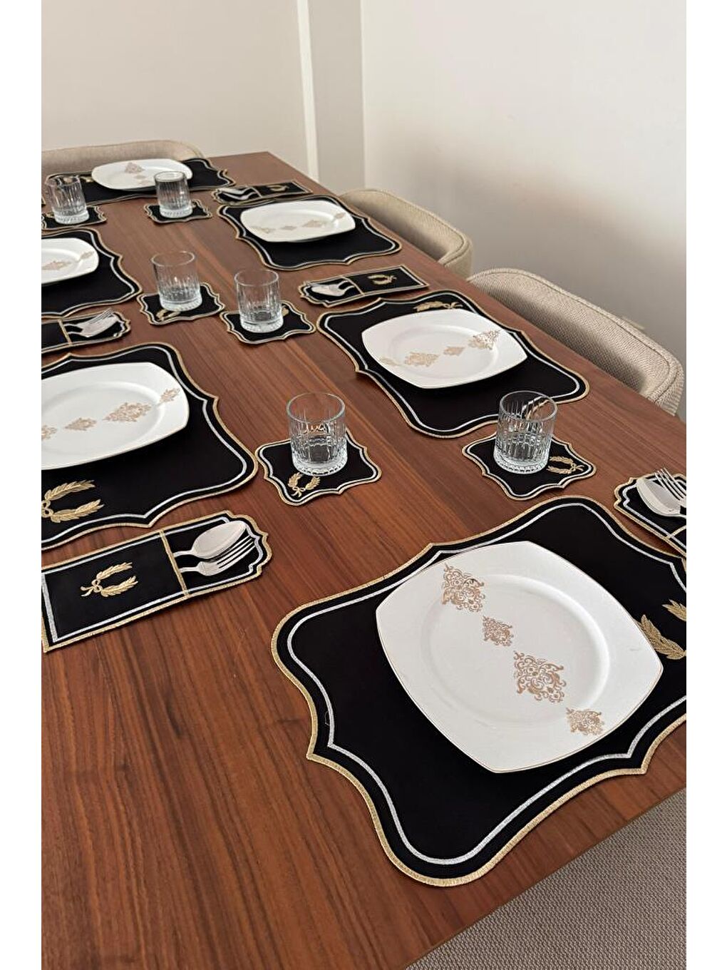 Edalım Keten Nakışlı Amerikan Servis Takımı 19 Parça Siyah-1